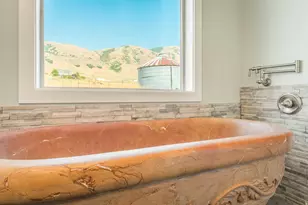 13700 N 3100 W, Collinston, UT 84306 - Photo 19