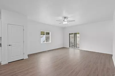 7247 Bald Eagle Way N, Eagle Mountain, UT 84005 - Photo 3