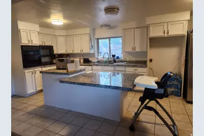 4832 W 3850 S, West Valley, UT 84120 - Photo 11