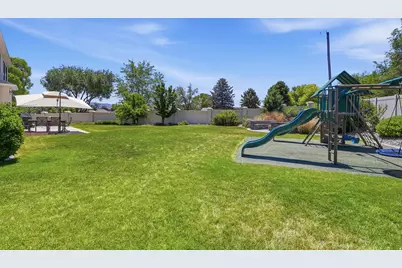 10676 S Urban Ridge Cv W, South Jordan, UT 84095 - Photo 3