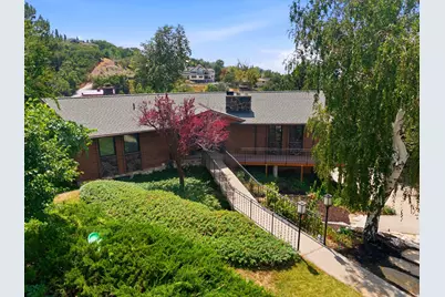 102 E Oakridge Dr S, Bountiful, UT 84010 - Photo 49