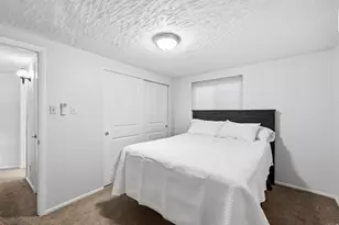 102 E Oakridge Dr S, Bountiful, UT 84010 - Photo 33