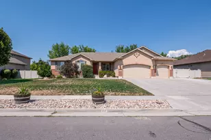 319 E 2300 Res S, Kaysville, UT 84037 - Photo 9