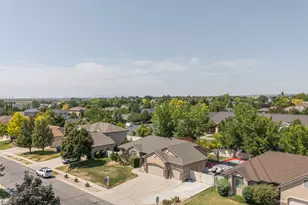 319 E 2300 Res S, Kaysville, UT 84037 - Photo 3