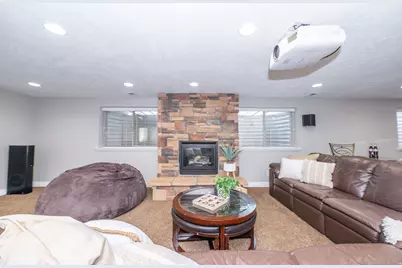 319 E 2300 Res S, Kaysville, UT 84037 - Photo 45