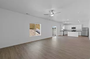 7272 Bald Eagle Way N, Eagle Mountain, UT 84005 - Photo 7