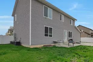 1354 W 1200 S, Clearfield, UT 84015 - Photo 21