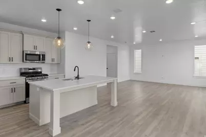 568 S Golden Trout Way, Logan, UT 84321 - Photo 3