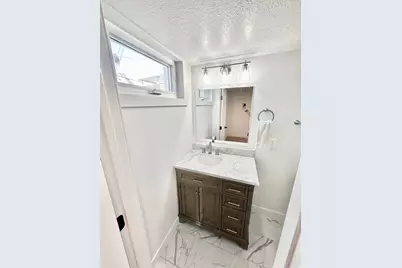 358 W 4575 S, Washington Terrace, UT 84405 - Photo 15