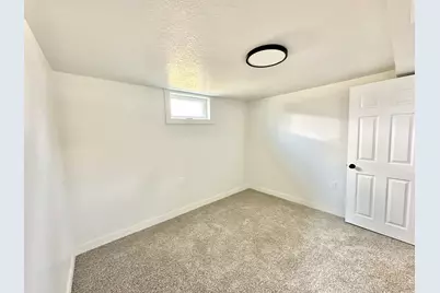 358 W 4575 S, Washington Terrace, UT 84405 - Photo 17