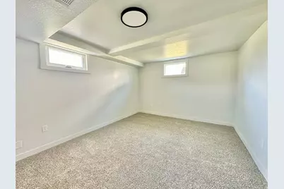 358 W 4575 S, Washington Terrace, UT 84405 - Photo 13