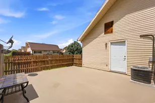 1835 W Homestead Farms Ln, West Valley, UT 84119 - Photo 23