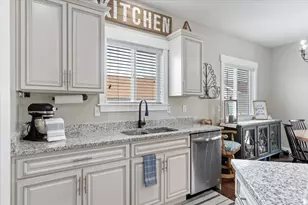 2146 W 5600 S, Roy, UT 84067 - Photo 11