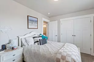 2146 W 5600 S, Roy, UT 84067 - Photo 21