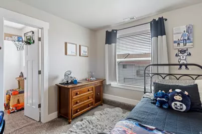 2146 W 5600 S #29, Roy, UT 84067 - Photo 25