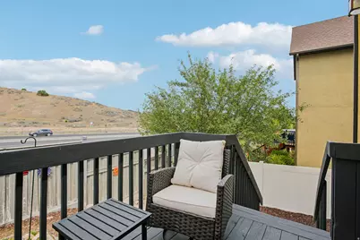 2819 E Hideout Cir N, Eagle Mountain, UT 84005 - Photo 37