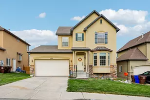 2819 E Hideout Cir N, Eagle Mountain, UT 84005 - Photo 1