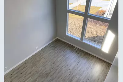 1758 W Stone Gate Dr, Saratoga Springs, UT 84045 - Photo 7