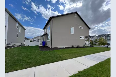 1758 W Stone Gate Dr, Saratoga Springs, UT 84045 - Photo 3