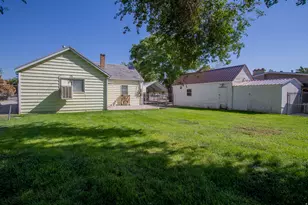 8686 S Temple Dr, West Jordan, UT 84088 - Photo 17