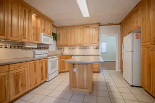 8686 S Temple Dr, West Jordan, UT 84088 - Photo 9