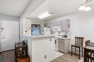650 S Main St, Bountiful, UT 84010 - Photo 9