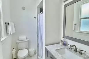 211 N 200 W, Salt Lake City, UT 84103 - Photo 23