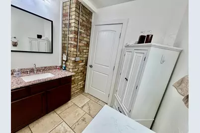 211 N 200 W, Salt Lake City, UT 84103 - Photo 31
