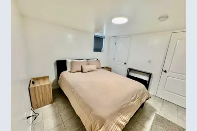 211 N 200 W, Salt Lake City, UT 84103 - Photo 57