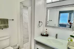 211 N 200 W, Salt Lake City, UT 84103 - Photo 19
