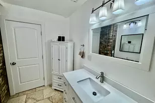 211 N 200 W, Salt Lake City, UT 84103 - Photo 29