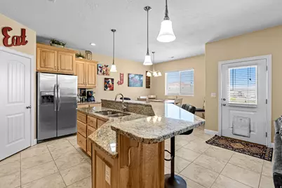 1451 S Escalante Dr, Kanab, UT 84741 - Photo 7