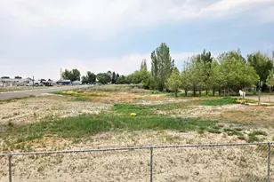405 E 200 S, Elmo, UT 84521 - Photo 31