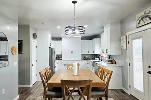 405 E 200 S, Elmo, UT 84521 - Photo 5