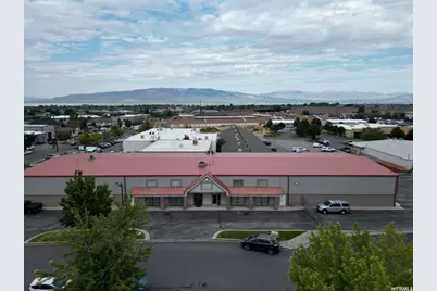 384 S Commerce Loop E, Orem, UT 84058 - Photo 13