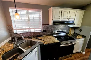 23 N Lakeview Dr, Layton, UT 84041 - Photo 9