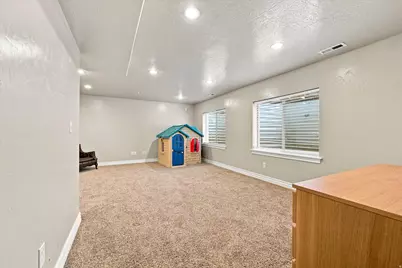 4076 W Shinnecock St, Cedar Hills, UT 84062 - Photo 29