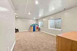 4076 W Shinnecock St, Cedar Hills, UT 84062 - Photo 29
