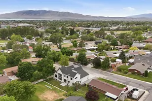 890 N Whipple Dr, Lehi, UT 84043 - Photo 15