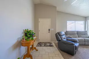 504 E Telegraph St, Washington, UT 84780 - Photo 5