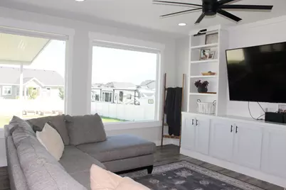 13693 S Blayde Dr, Herriman, UT 84096 - Photo 5