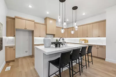 1326 E Sunset Ct #304, Ogden, UT 84403 - Photo 11