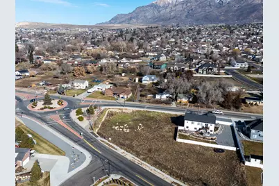 641 W Elberta Dr #1, Pleasant View, UT 84414 - Photo 11