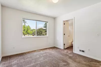174 E Southwell St, Ogden, UT 84404 - Photo 11