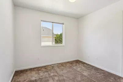 174 E Southwell St, Ogden, UT 84404 - Photo 5