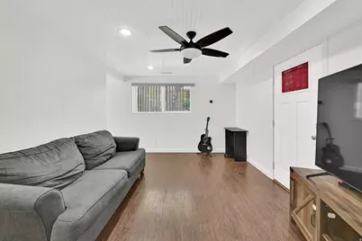 455 E 5600 S #D, Murray, UT 84107 - Photo 9