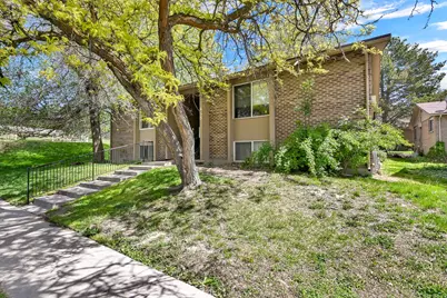 455 E 5600 S #D, Murray, UT 84107 - Photo 3