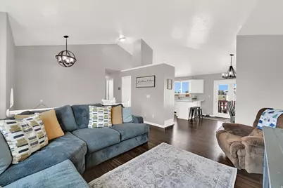 5621 S 4075 W, Roy, UT 84067 - Photo 15