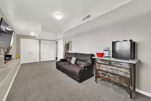5621 S 4075 W, Roy, UT 84067 - Photo 29