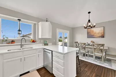 5621 S 4075 W, Roy, UT 84067 - Photo 19